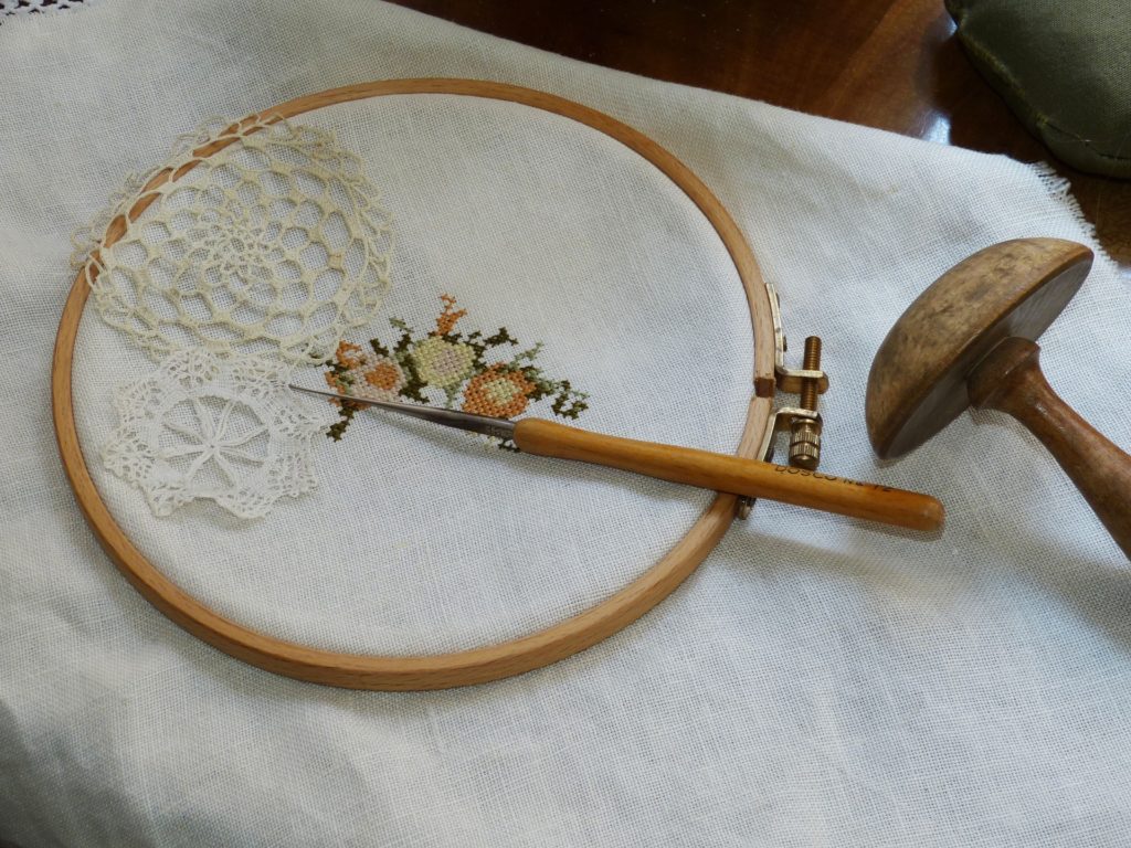 Add embroidery lace